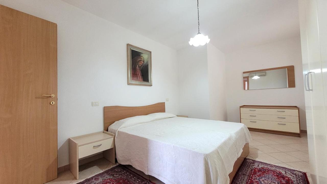 Residenza La Pineta Orosei Villa Exterior foto